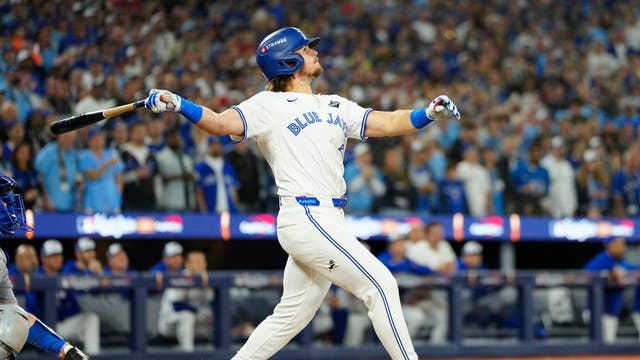World_Series_Baseball_75141