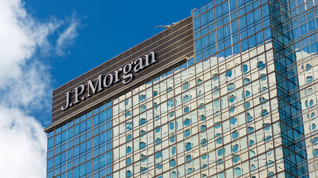 Trump to sue JPMorgan over ‘debanking’    